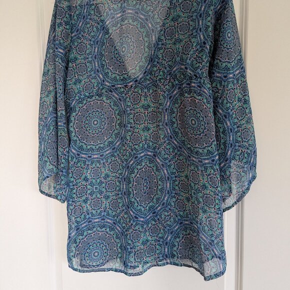 Paisley beach cover up - Picture 2 of 3